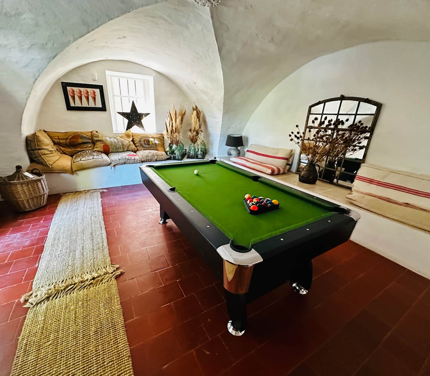 La salle de billard sous voûte